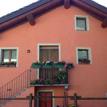 Maison Des Challant Challand Saint Victor Exterior foto